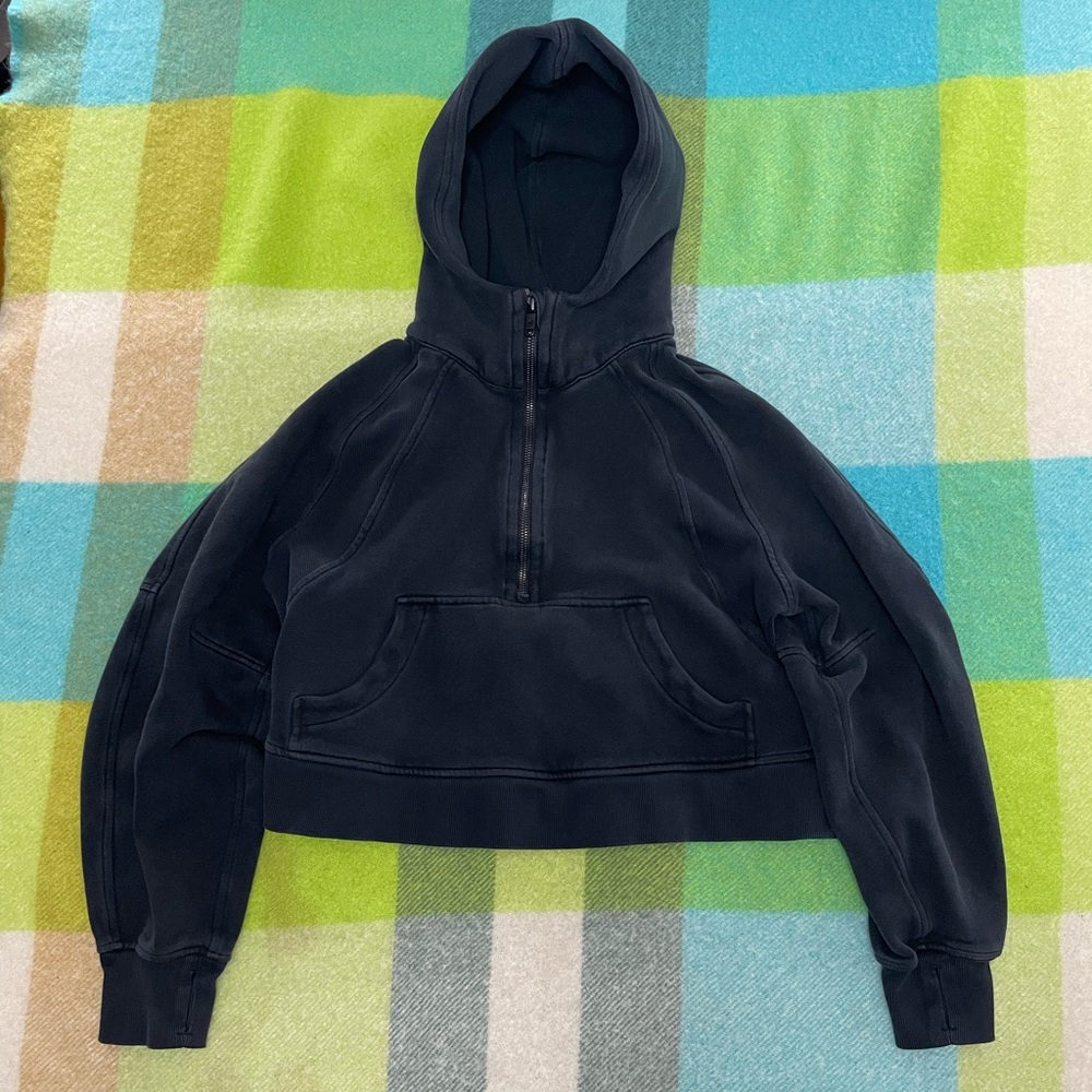 Lululemon scuba cropped half zip hoodie